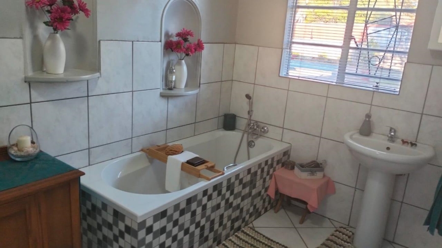 3 Bedroom Property for Sale in Bayswater Free State